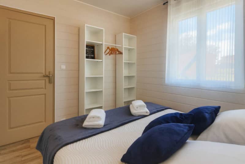 Chalet Cha'Blue au domaine Chabadamy, location dans le Morvan — vue 7